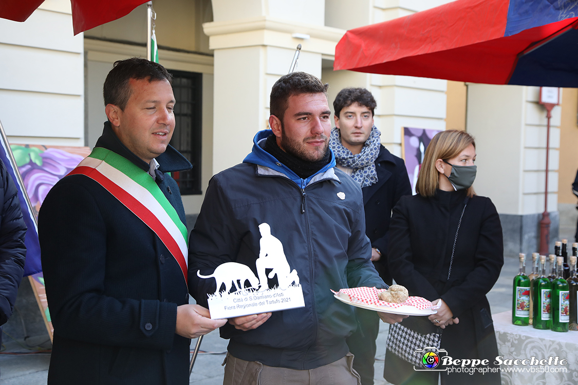 VBS_6105 - 10.ma Fiera Nazionale del Tartufo e Fiera dei Santi.jpg
